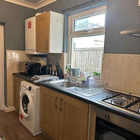 Amazing Ground Floor One Bedroom Apartment Forest Road London Bagian luar foto