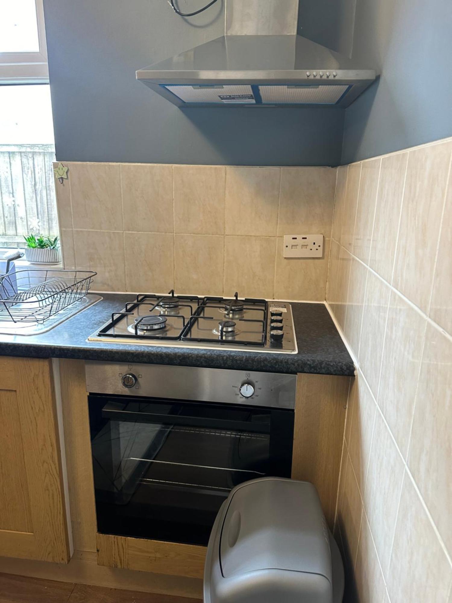 Amazing Ground Floor One Bedroom Apartment Forest Road London Bagian luar foto